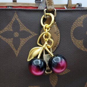LV Gold Padlock 🔑 Authentic Louis Vuitton Charm + Unbranded Apple Keychain